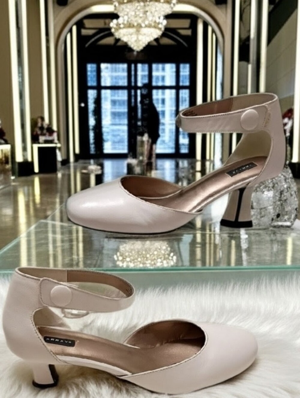 Array Charlie Leather Elegant Off White Ankle Strap Heels Size 9.5